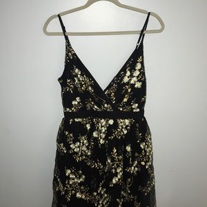 Black & Gold - Size: 2